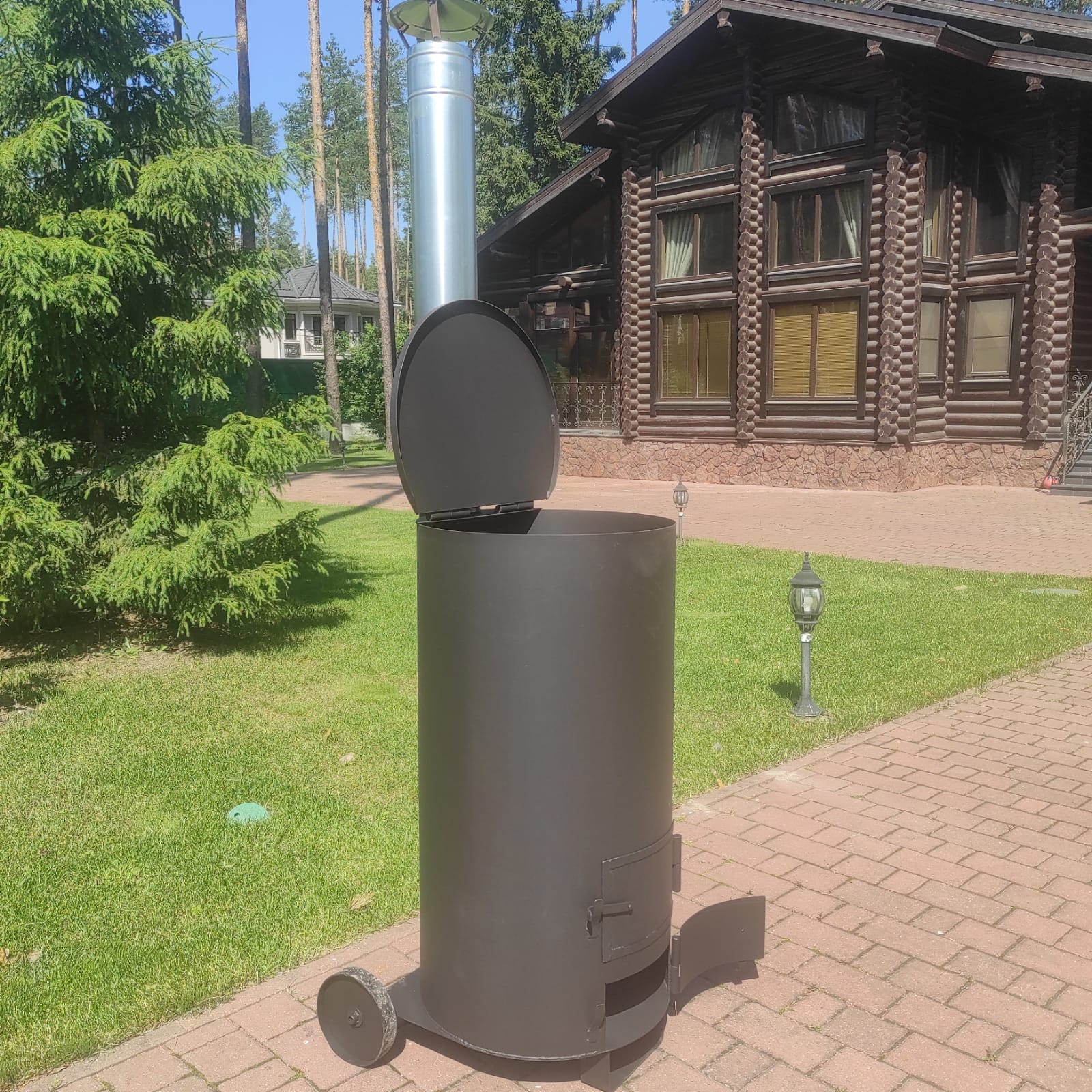 Большая печь - бочка сжигания мусора "Смуглянка" 300 ВП (Pionehr)