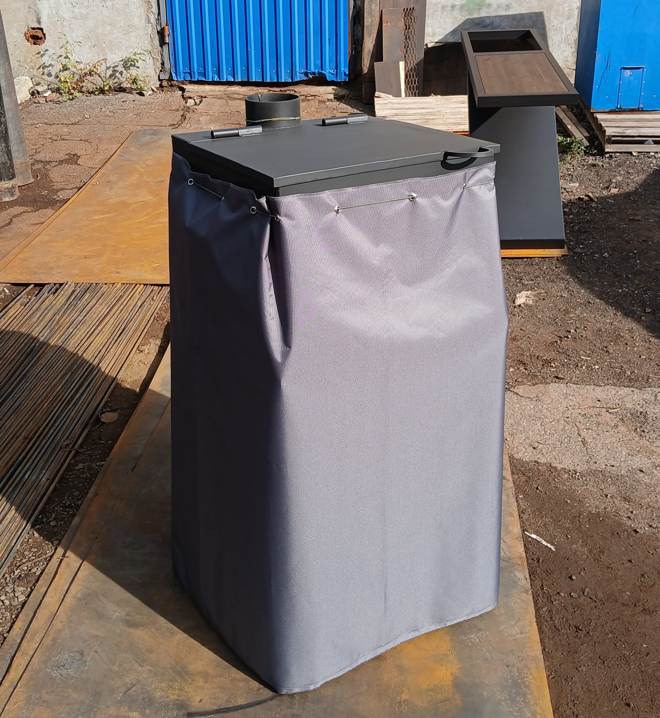 Чехол на печь для сжигания мусора (Pionehr)