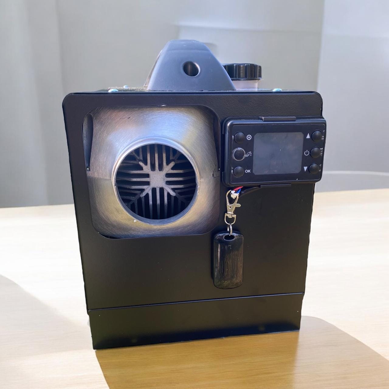 Автономный отопитель 5000w моноблок 12/220v