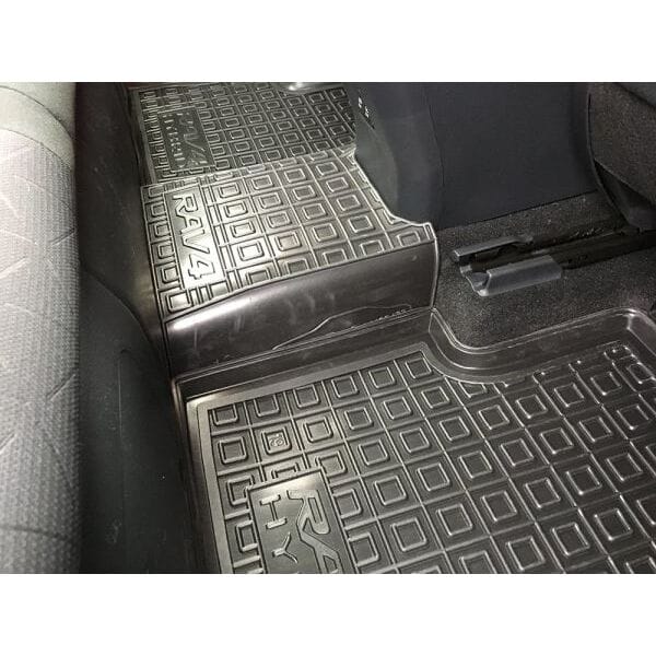 Автомобильные коврики в салон 11746 TOYOTA RAV-4 V (2018>) (hybrid)