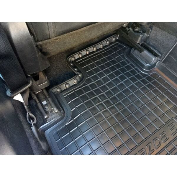 Автомобильные коврики в салон 11437 MAZDA M 3 (2013>)