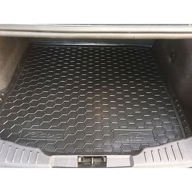 Автомобильный коврик в багажник 111474 FORD Focus (2011>) (седан) (с докаткой)