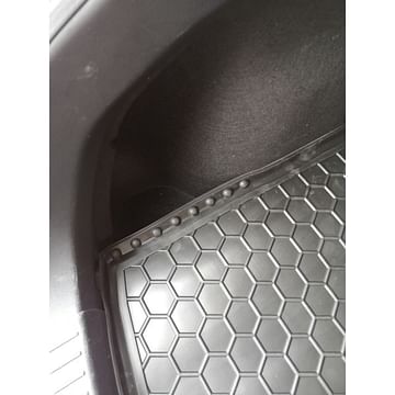 Автомобильный коврик в багажник 111288 MAZDA M 3 (2013>) (хетчбэк)