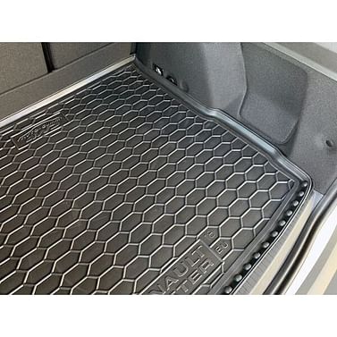 Автомобильный коврик в багажник 111700 RENAULT Duster (2018>) 4WD