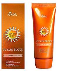Солнцезащитный крем с экстрактом алоэ и витамином Е Ekel UV Sun Block SPF50 PA+++, 70мл.