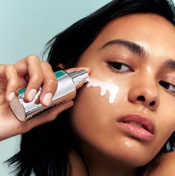 Укрепляющая эссенция с экстрактом женьшеня для сияния кожи VT Cosmetics PDRN Essence 100 30 мл