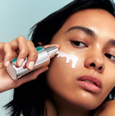 Укрепляющая эссенция с экстрактом женьшеня для сияния кожи VT Cosmetics PDRN Essence 100 30 мл