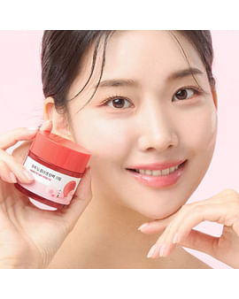 Укрепляющий коллагеновый крем с камелией Round Lab Camellia Deep Collagen Firming Cream 50мл Укрепляющий коллагеновый крем с камелией Round Lab Camellia Deep Collagen Firming Cream 50мл