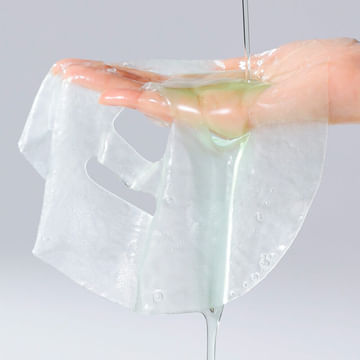 Успокаивающая маска с экстрактом центеллы Celimax Hydrating+Calming Cica Serum Mask