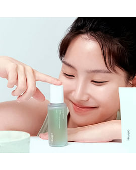 Успокаивающая сыворотка с центеллой и ниацинамидом Celimax Cica Niacinamide AC Calming Serum 40мл Успокаивающая сыворотка с центеллой и ниацинамидом Celimax Cica Niacinamide AC Calming Serum 40мл