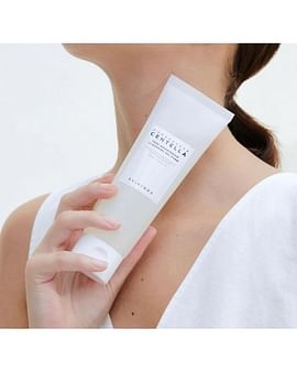 Гель-пенка с центеллой SKIN1004 Madagascar centella tone brightening cleansing gel foam 125мл Гель-пенка с центеллой SKIN1004 Madagascar centella tone brightening cleansing gel foam 125мл