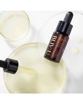 Осветляющая липосомальная ампула с витамином С BLIV U The Real Vita C 20 Ampoule 12мл Осветляющая липосомальная ампула с витамином С BLIV U The Real Vita C 20 Ampoule 12мл