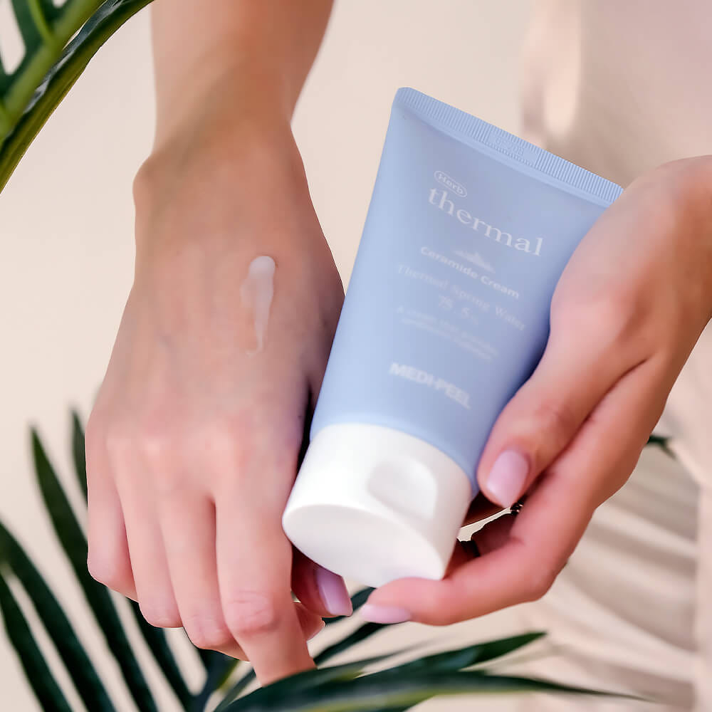 Восстанавливающий крем с церамидами и термальной водой MEDIPEEL Herb Thermal Ceramide Cream 120мл