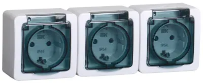 ГЕРМЕС PLUS Розетка 3-местная для открытой установки с заземляющим контактом IP54 (цвет крышки: дымчатый) IEK ERMP32-K03-16-54-EC