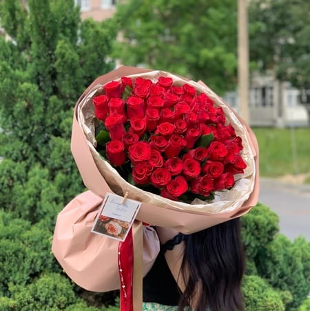 Букет роз "Милана" 60см 51 роза