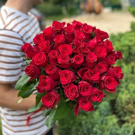 Букет роз РОДОС 35шт