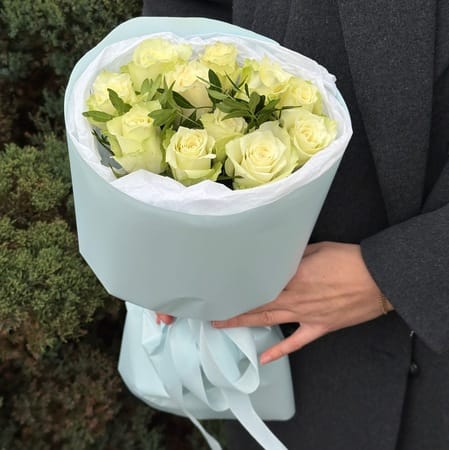 Букет роз "Нежный день " 11 роз