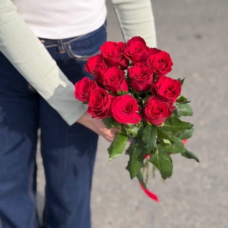 Букет красных роз 11 роз