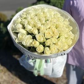 Букет роз "Мисс Пигги" 51 роза