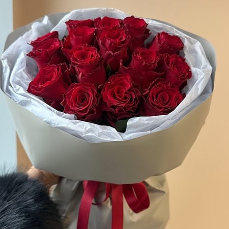 Букет роз "Заря" 50см 15 роз