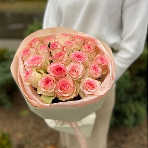 Букет роз "Невероятная любовь" 21 роза