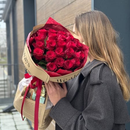 Букет роз "Подарок" 25 роз