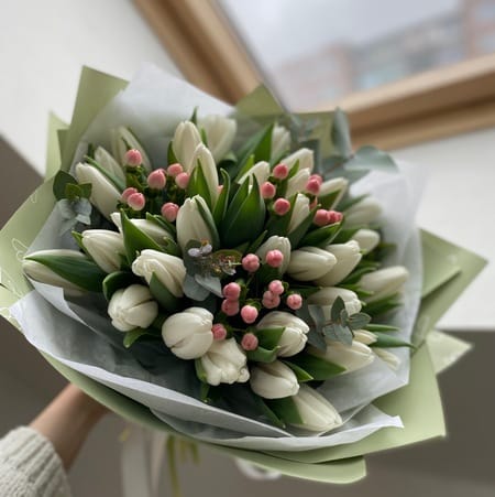 Букет "Дива" 35 тюльпанов