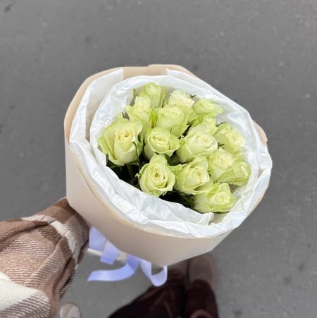 Букет роз "Свежесть" 15 роз