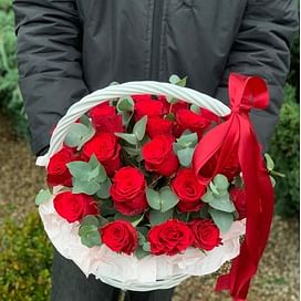 Корзина с розами "Саманта" 21 роза