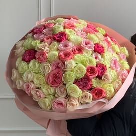 Букет роз "Ягода" 101 роза