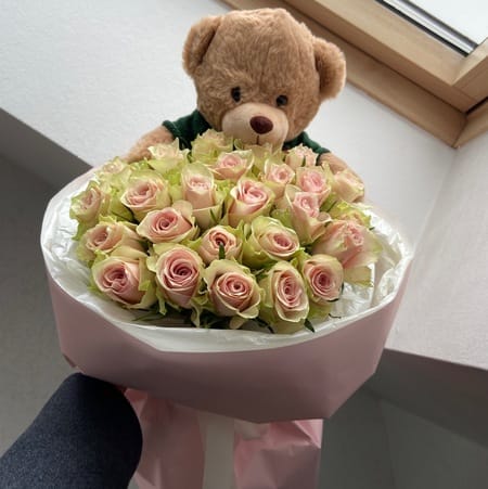 Букет роз+ МИШКА "Жду встречи" 25 роз