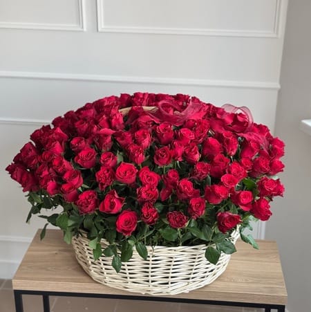 Корзина роз "Любовь"