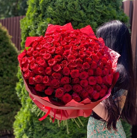 Букет роз "Кружевной" 60см 101 роза