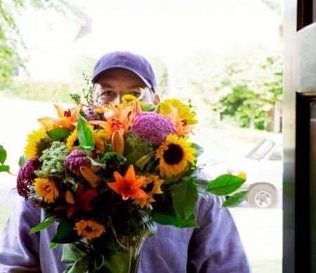 7 причин заказать цветы с доставкой