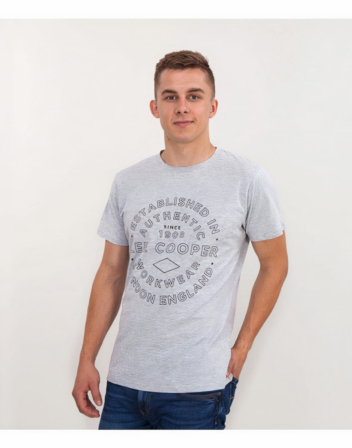 Майка с принтом Lee Cooper AUTHENTIC 2004 GREY