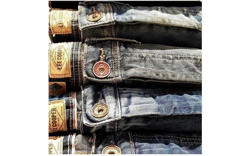 Джинса — популярная и практичная ткань. Особенности и свойства джинсовой ткани