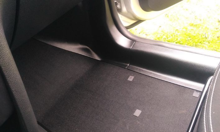 Накладки на ковролин передние 2000000019819 Renault Logan 2 , Sandero 2, 2014-2021 + Stepway. Artform