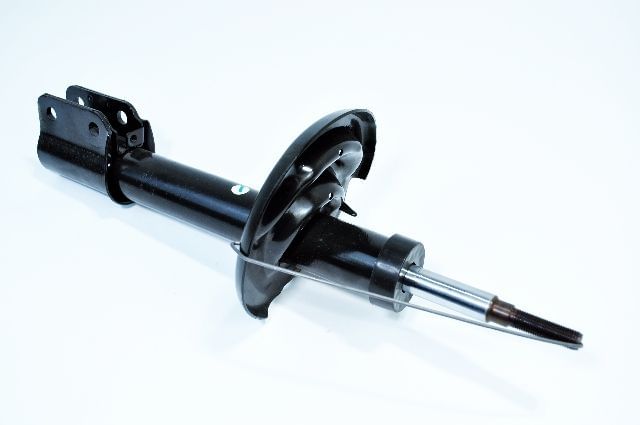 Амортизатор передний LOGAN 2 2014-2021 + Sandero 2. Patron Не Оригинал!