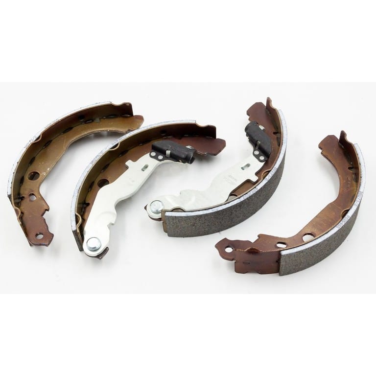 Колодки тормозные задние Arkana (4x4)440605238R. RNA