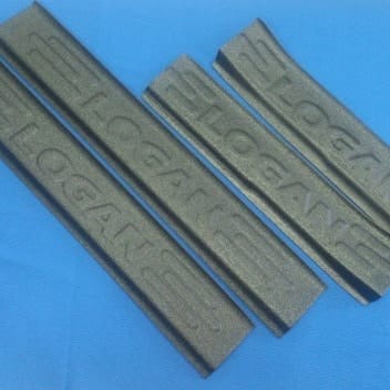 Накладки на внутренние пороги дверей NRL029002 LOGAN 2 2013-2022 + Logan 2 Stepway РУССКАЯ АРТЕЛЬ