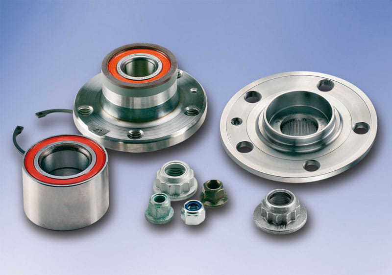 Подшипник и ступица