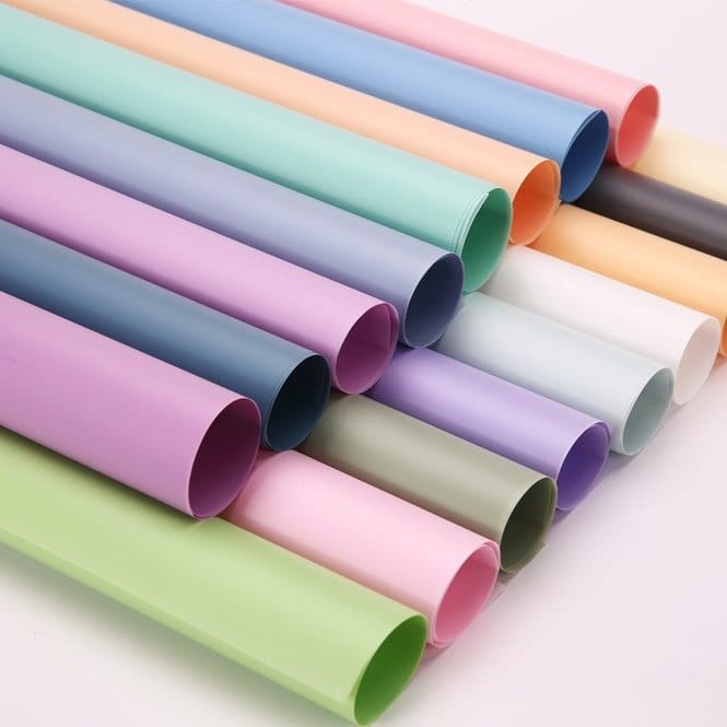 Оформление букета в дизайнерскую пленку