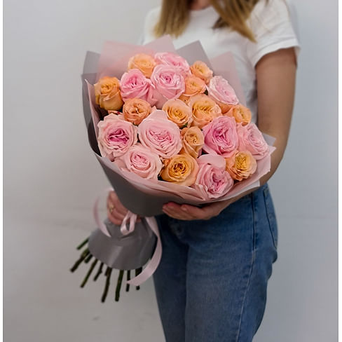 Букет пионовидных роз "Шарм и восторг" 21 роза Эквадор