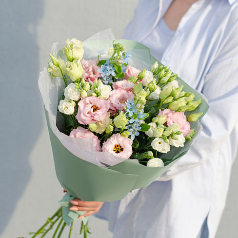Букет цветов с эустомой "Эллия"