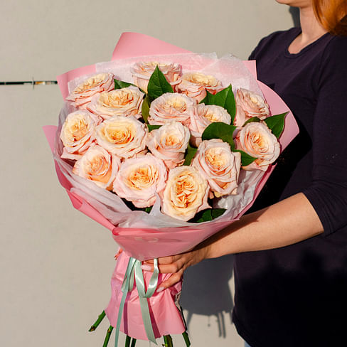 Букет пионовидных роз "Персик" 15 роз