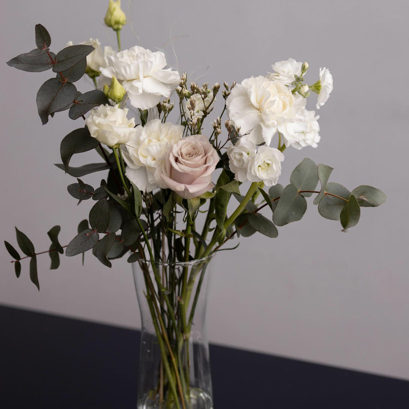 Цветы без упаковки Размер S (сумма цветов одной поставки 80 р)