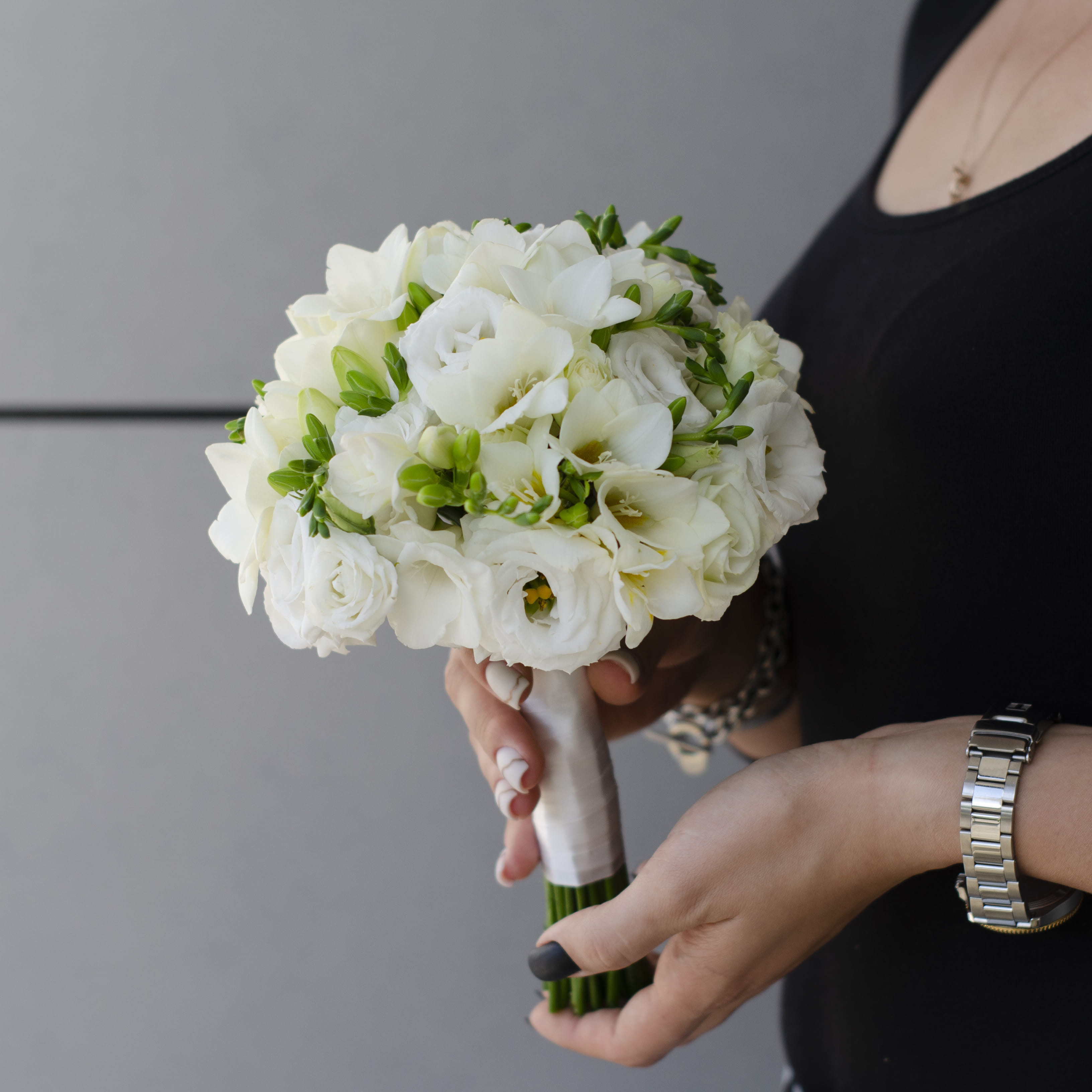 Свадебный букет из фрезии и эустомы №34