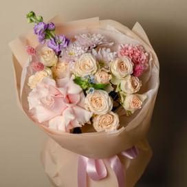Букет "Нежный румянец"
