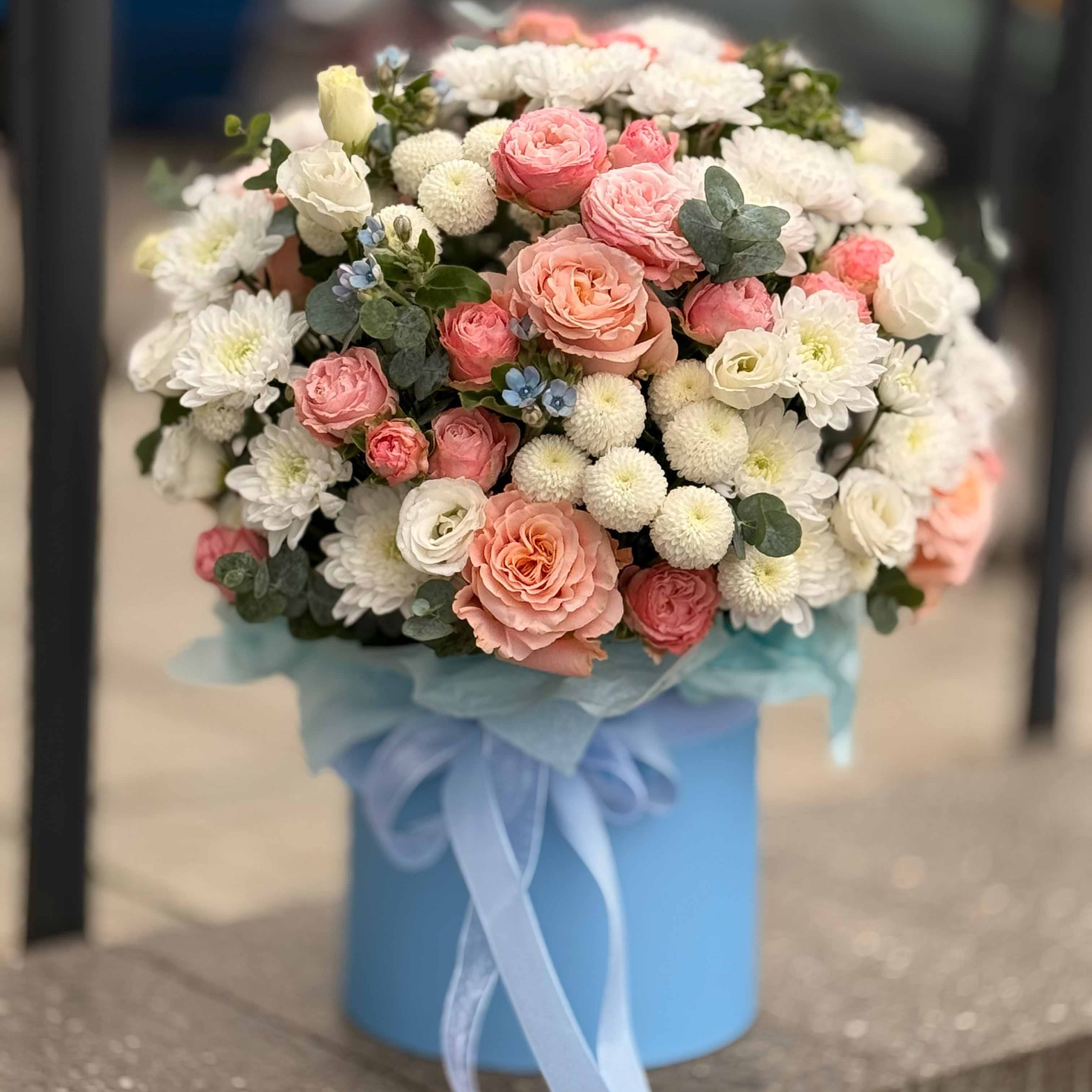 Композиция "Персиковый восторг" пионовидные розы