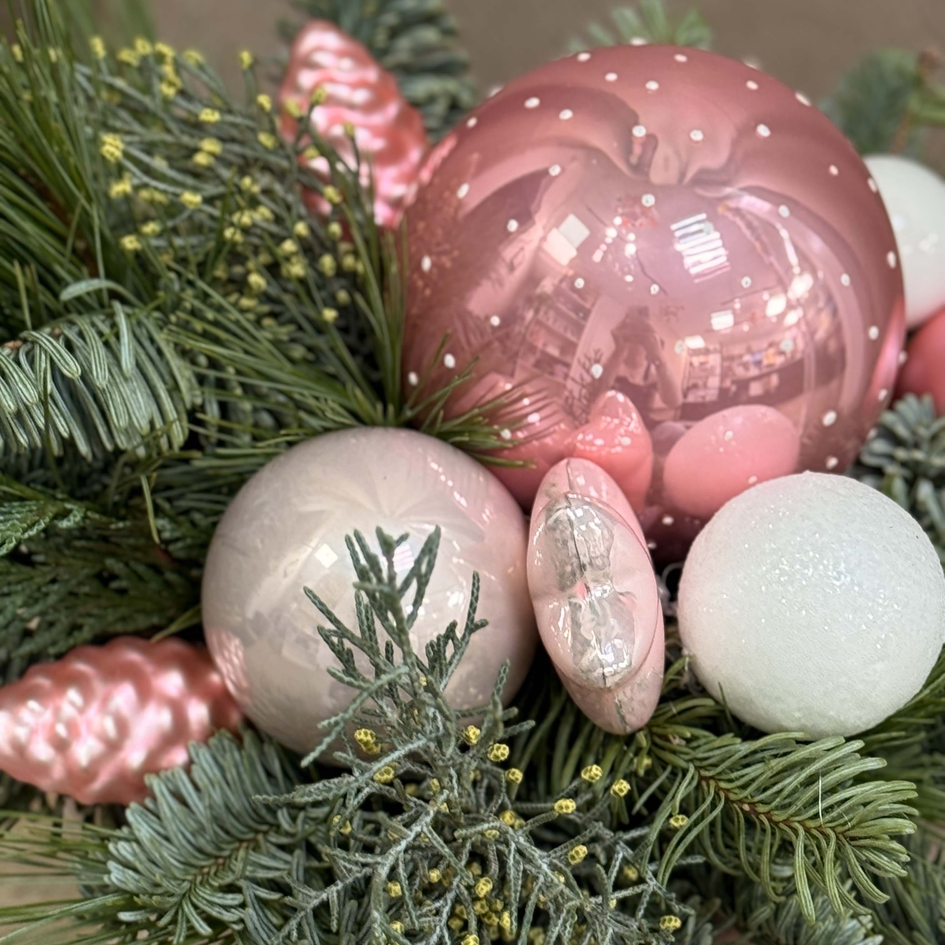 Зимняя композиция "Розовый восторг"